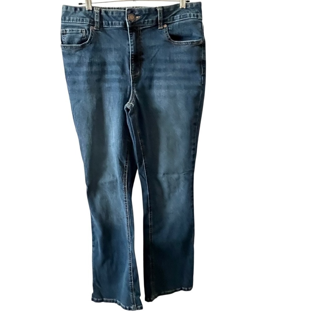 Maurices‎ M Jeans Classic Womens Straight Leg Medium Wash Denim Jeans Size 12